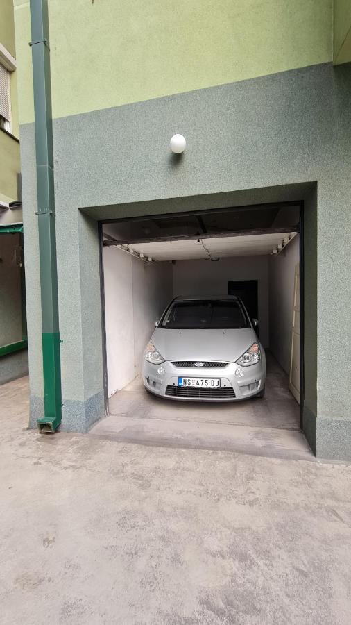Apartmán Mina Penthouse Novi Sad Exteriér fotografie