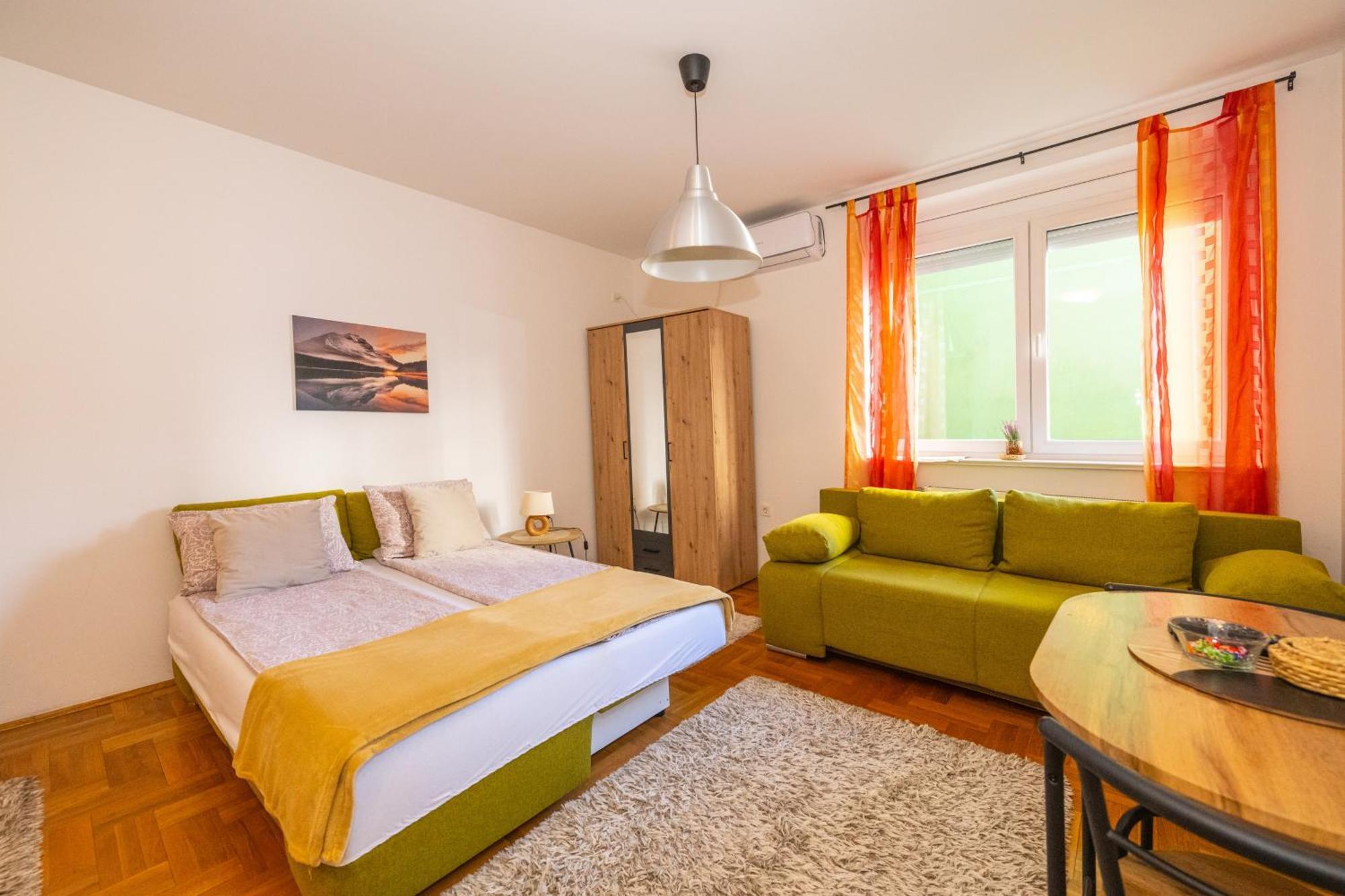 Apartmán Mina Penthouse Novi Sad Exteriér fotografie
